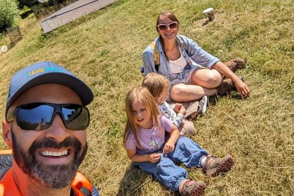 Family reunion photo from day 22, Gailey – Penkridge