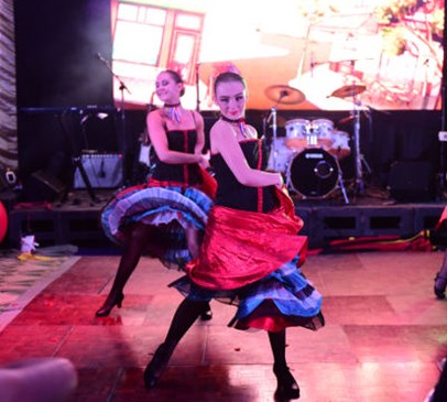 Circus fun leaves guests in WonderLAN Main Image