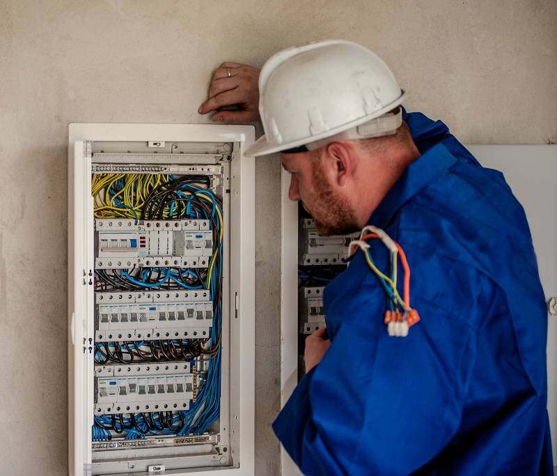 electrician