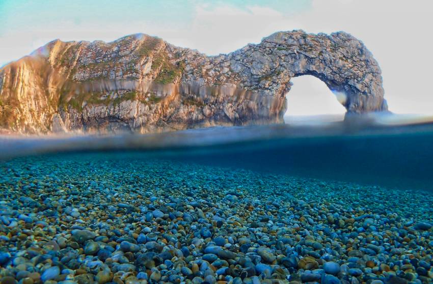 sea scape scene