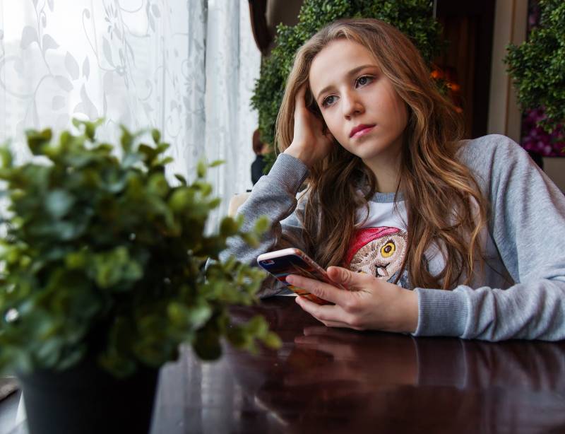 teenage girl