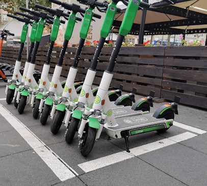 Headway calls on Government to make e-scooters safe ahead of trials Main Image