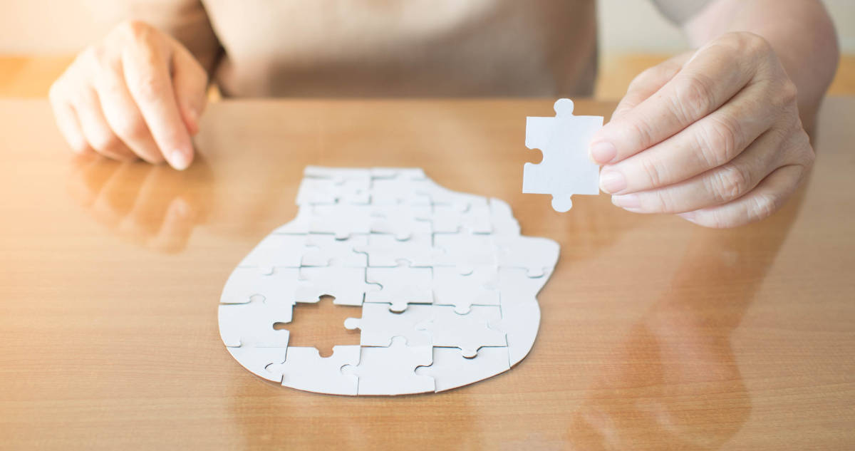 Jigsaw of a brain