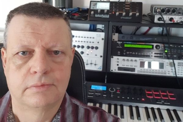 Brain Attack Music by Andy Dovey