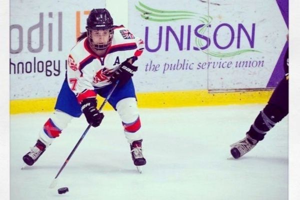 Monica Petrosino playing ice hockey